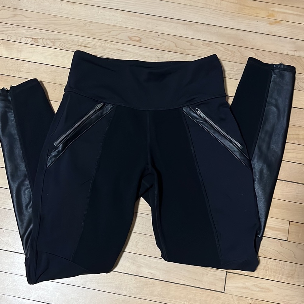 Athleta black leggings with zippers